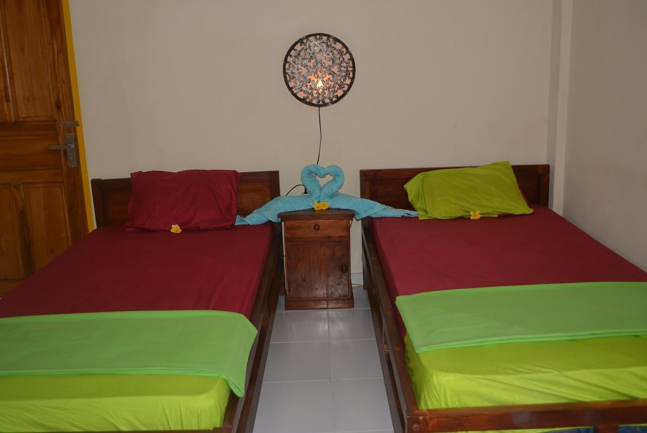 Repag Wayan Canggu Hostel Кута Екстер'єр фото