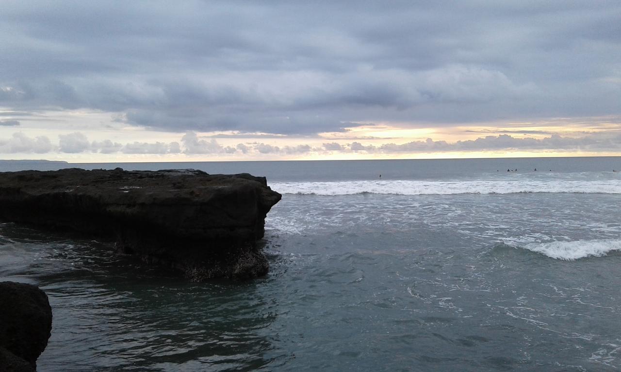 Repag Wayan Canggu Hostel Кута Екстер'єр фото